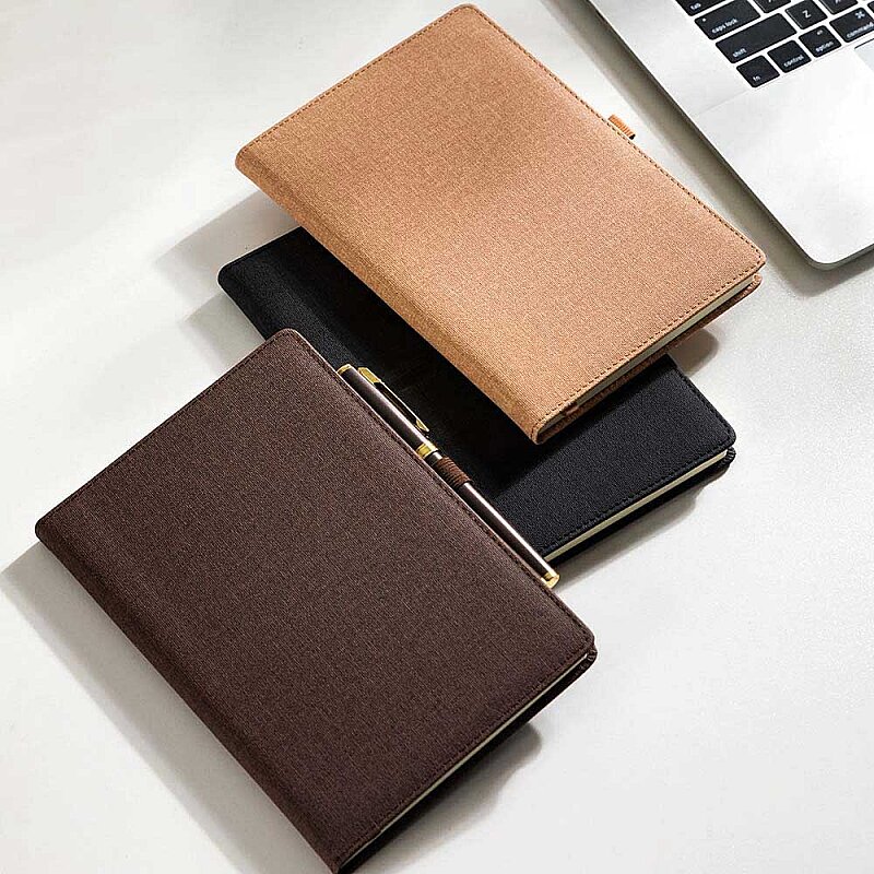 DELİ N118L KUMAŞ KAPLAMA KAHVERENGİ ÇİZGİLİ DEFTER A5 96 YAPRAK (100157900)