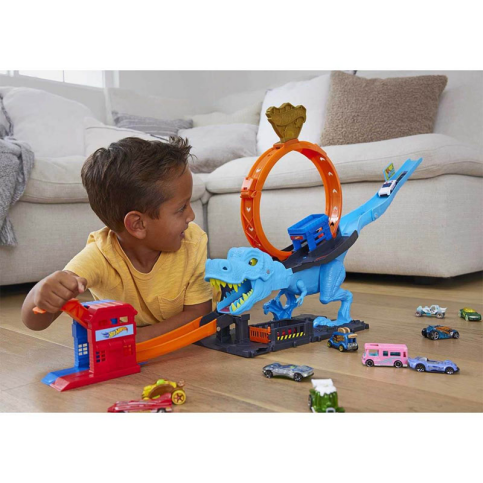 Mattel Hot Wheels Dinozor İle Mücadele Oyun Seti 2 (Hkx42) - 2