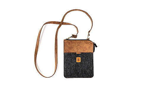 ÖNDER MİNBAG 538-03 MESSENGER ASKILI KEÇE ÇANTA SİYAH - 1
